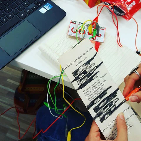 #BackToSchool Tips and Tricks: Makey Makey Poetry!